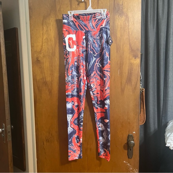 Cleveland Guardians MLB Leggings NWT Sz. M - Picture 1 of 4